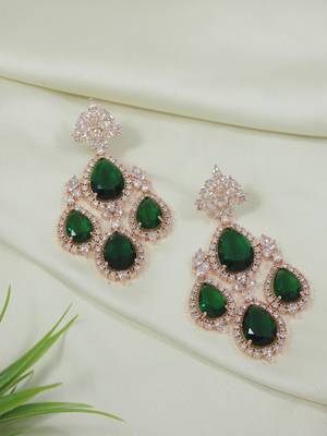Stylish latest fashion rose gold plated cubic zirconia american diamoand stud earrings for women  1