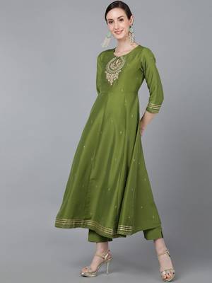 green embroidered poly silk kurta trousers with dupatta 6