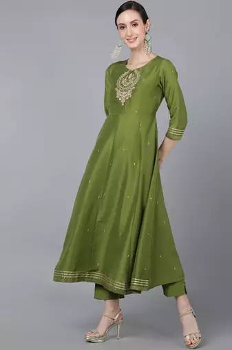 green embroidered poly silk kurta trousers with dupatta