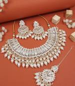 I jewels gold plated traditional kundan & pearl drop choker necklace jewellery set