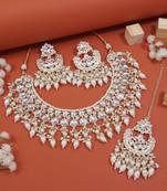 I jewels gold plated traditional kundan & pearl choker necklace jewellery set 