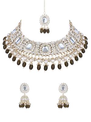 gold plated traditional kundan & pearl drop choker necklace jewellery set 2