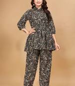 Trendy deisgner polyster fabric stylish printed top and bottom set