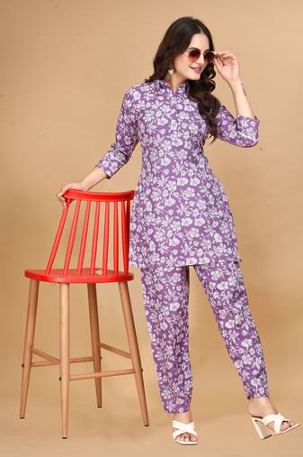 Stylish floral printed  cotton fabric top and bottom set