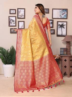 Mustared Hemvanti tissue soft silk bland contrust border saree with Blouse 3