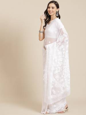 hand embroidered white georgette lucknow chikan saree with blouse   1