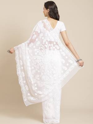 hand embroidered white georgette lucknow chikan saree with blouse   2