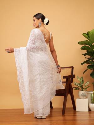 hand embroidered white georgette lucknowi chikankari saree with blouse  3