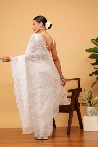 hand embroidered white georgette lucknowi chikankari saree with blouse 