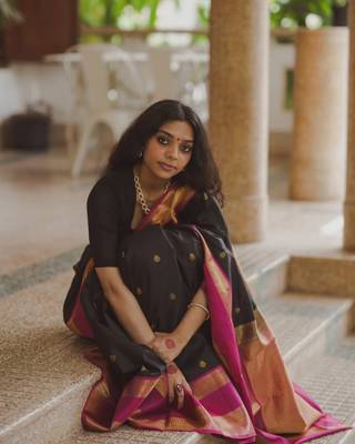 silk blend saree with blouse 3