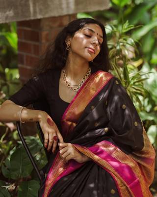 silk blend saree with blouse 5