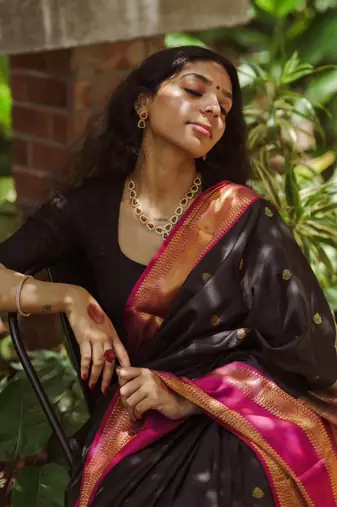 silk blend saree with blouse