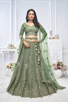 Graceful Green bridal wear lehenga 1