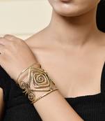 Stylish gold spiral open cuff bracelet for women