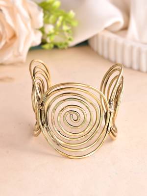 Gold-plated spiral cuff bracelet for women 2