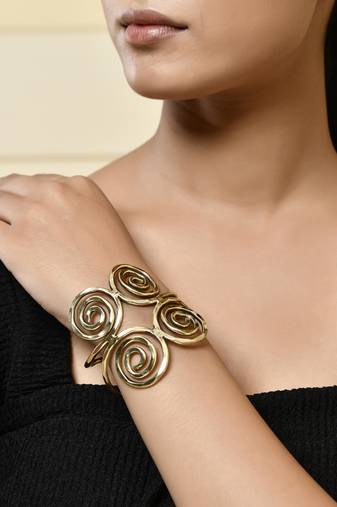 Stylish gold spiral open cuff bracelet for women