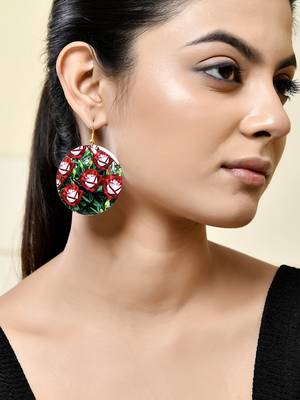 Red rose patterned round dangle earrings 1