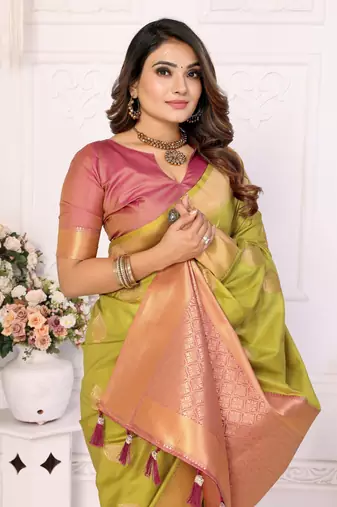 Parrot Green Lichi Soft Silk bland Jari Weaving Border & Rich Pallu With Contrast Blouse