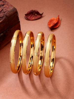  women's set of 4 gold-plated traditional bangles 1