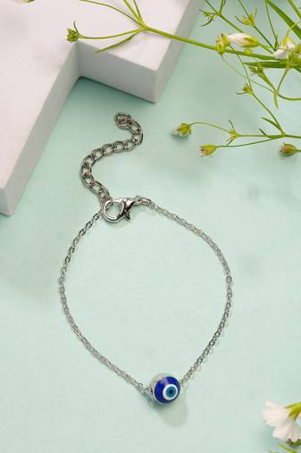  women's silver-plated evil eye link bracelet