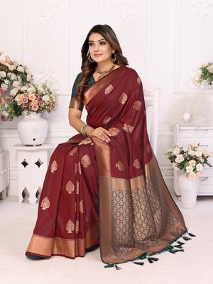 Maroon Lichi Soft Silk bland Jari Weaving Border & Rich Pallu With Contrast Blouse 4