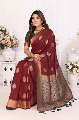 Maroon Lichi Soft Silk bland Jari Weaving Border & Rich Pallu With Contrast Blouse