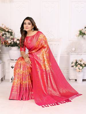 Yellow Faux Banarasi Saree With Jari Weaving Border And Weaving Rich Pallu With Contrast  Blouse 3