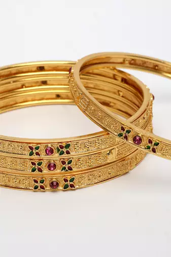  women's set of 4 gold-plated artificial stones traditional bangles