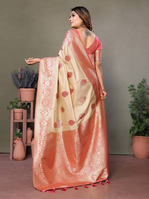 Red Viscose Silk Saree Contrast Border And Woven Rich Pallu With Blouse 3