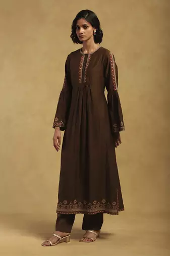 Brown kyesha kurta with pant