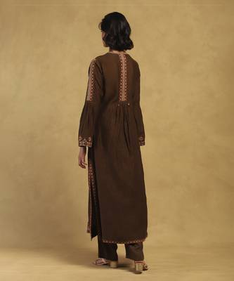Brown kyesha kurta with pant 3
