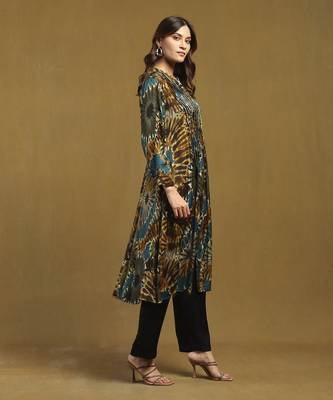 Green hriday kurta 3