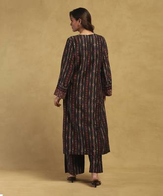 Black kiraj kurta with palazzo and dupatta 3