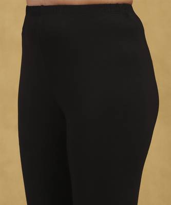 Black madhura kurta with leggings and dupatta 5