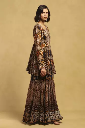 Brown meraki border kurta with sharara