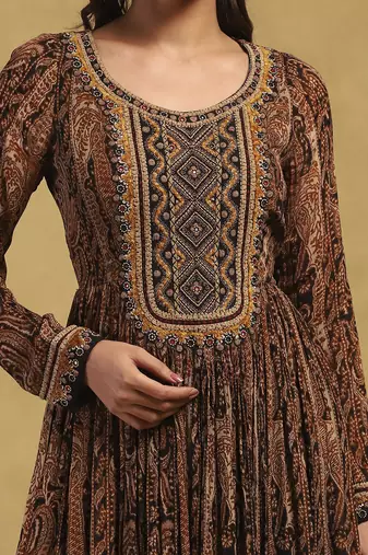 Black meraki border kurta with churidar and dupatta