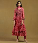 Pink niagra kurta with leggings and dupatta