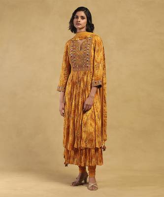 Yellow niagra kurta with leggings and dupatta 1