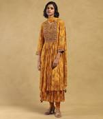 Yellow niagra kurta with leggings and dupatta