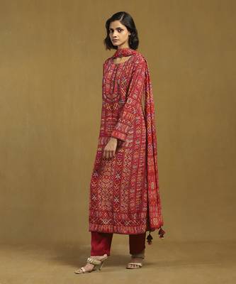 Red peru kurta with pant and dupatta 2