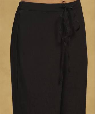 Black zinat kurta with pant and dupatta 5