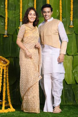 Vision in white-saree & kurta-dhoti couple set 1