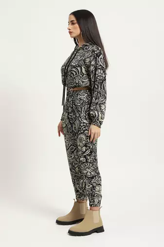 Black athliesure top with pant co-ord set