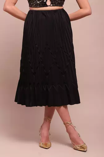 Black lee skirt
