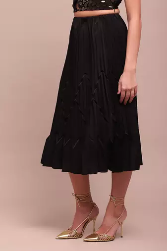 Black lee skirt