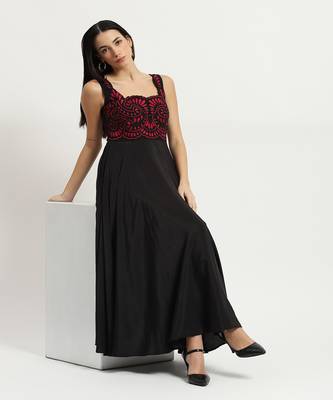 Black laurenza crepe maxi dress 2