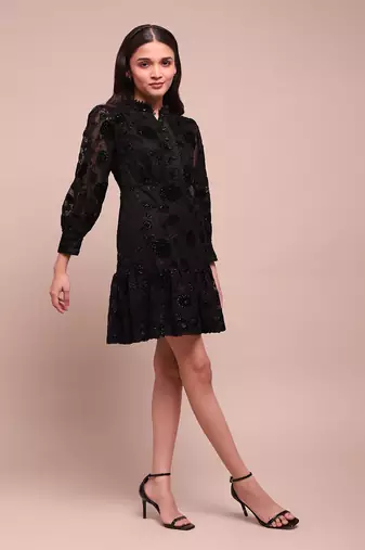 Black molly shift dress