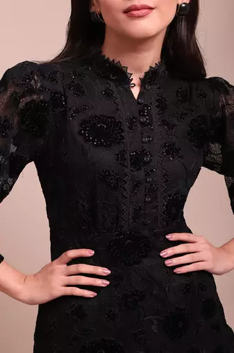 Black molly shift dress