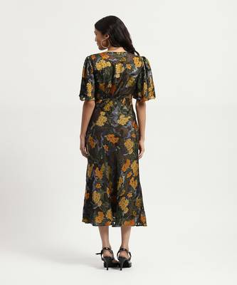 Black naila midi dress 4