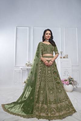 Peacock Green Embroidered Bridal lehenga 2